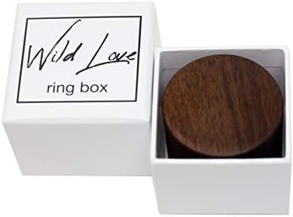 ביאטריקס & לוקה טבעי עץ אהבה פראית טבעת תיבת עם קטיפה פנים / / עבור הצעה | אירוסין, חתונה צילום / / בציר בהשראת מודרני כלות
